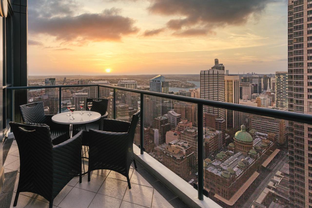 Meriton Suites Pitt Street, Sydney Exterior photo View from the balcony of a typical apartment