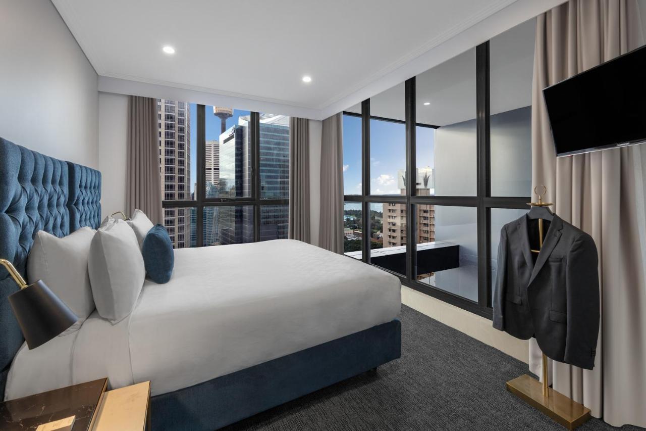 Meriton Suites Pitt Street, Sydney Exterior photo A bedroom at the hotel